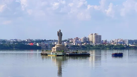 Hussain Sagar