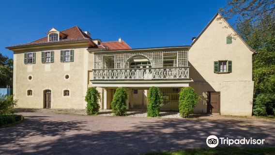 Tiefurt Mansion and Park
