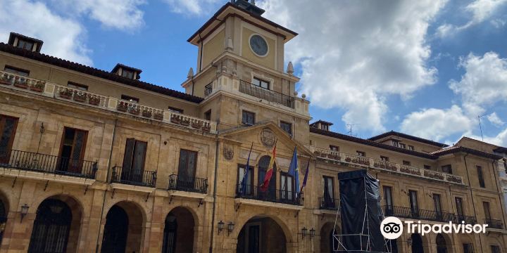 Oviedo Town Hall