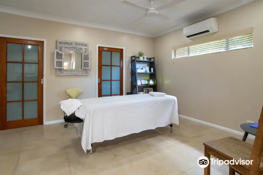 Luminare Therapies Cairns Massage