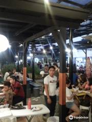 Maginhawa Food Park