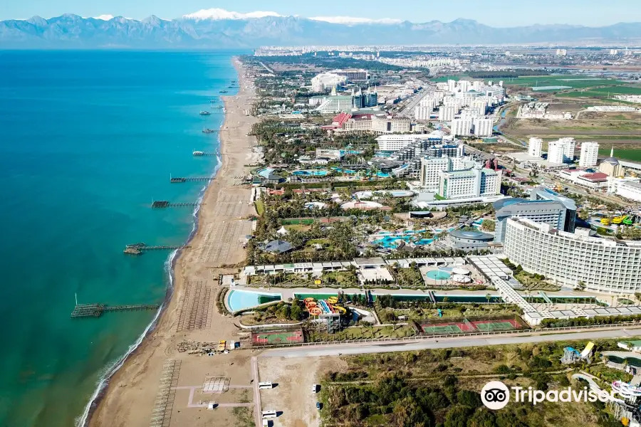 Özal Yakamoz Balıkevi Beach