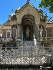 Monument to Virgin Mary