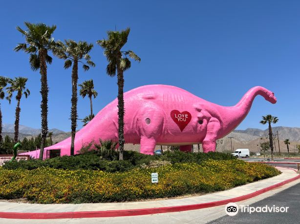 Cabazon Dinosaurs - World's Biggest Dinosaurs
