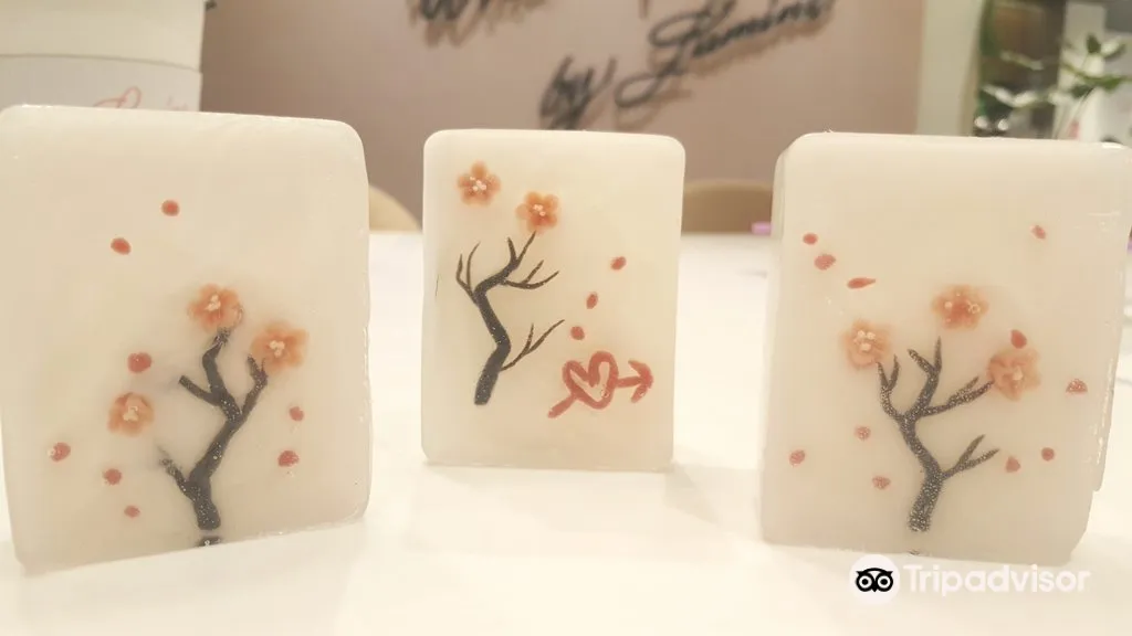 4_Sugar & Spice Soap Crafting Classes