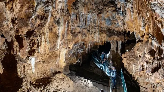 Grotte de Foissac
