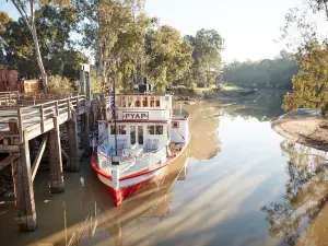 Pioneer Settlement & Heartbeat Of The Murray Laser Spectacular