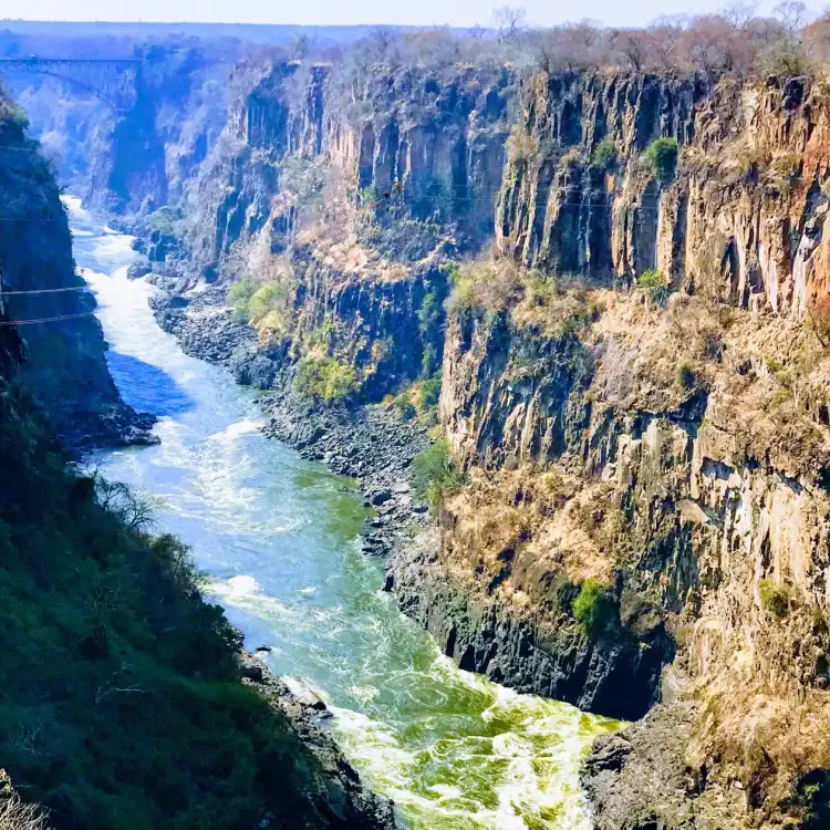 Hotels near Mosi-oa-Tunya National Park