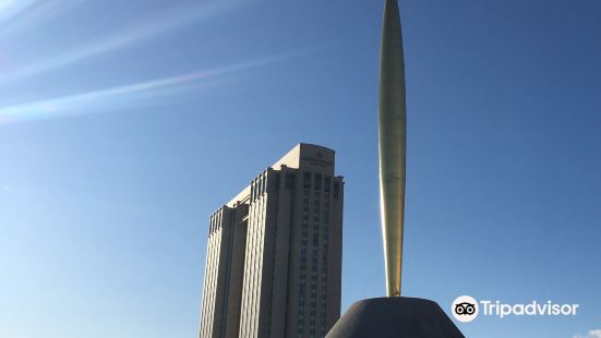 Flame Of Freedom Statue