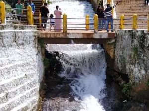 Honnammana Halla Falls