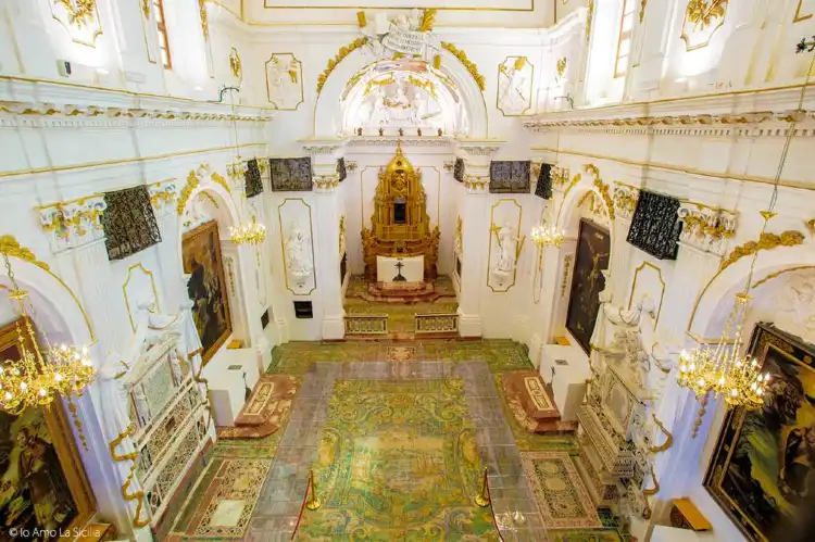فنادق في Caccamo