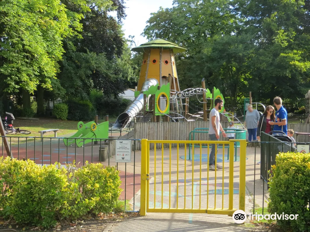 3_Queens Park