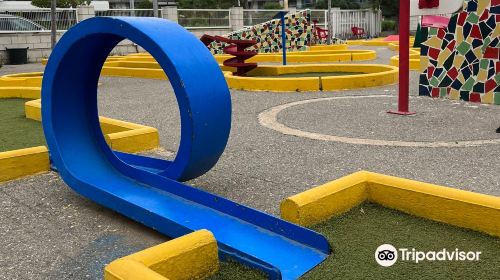 Esquirol Park Infantil Minigolf