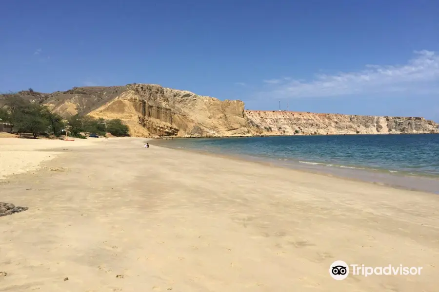 Praia da Baía Azul