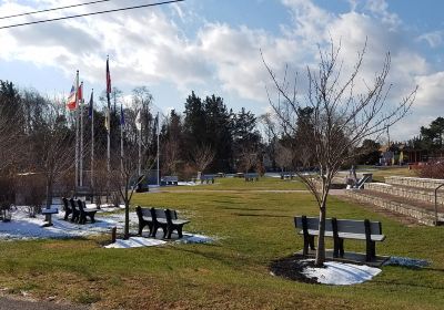 Veterans Memorial Park at Glenn by the Bay