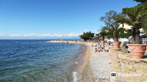 Svetilnik Beach