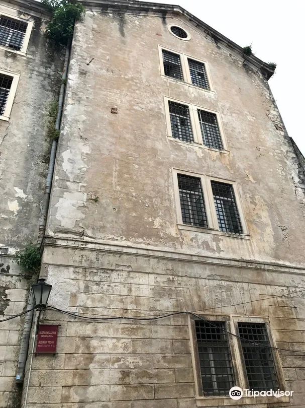 5_Old Kotor Prison Building