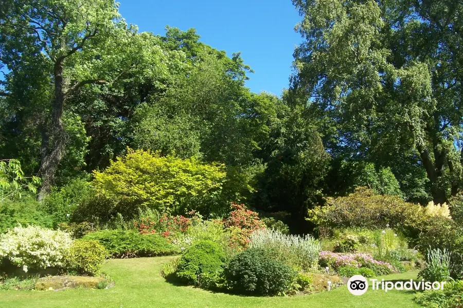 Cruickshank Botanic Garden