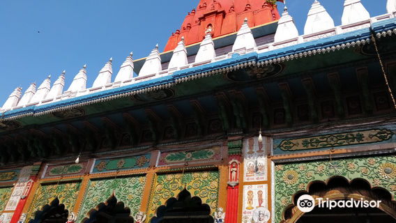 Shri Hanuman Garhi Mandir