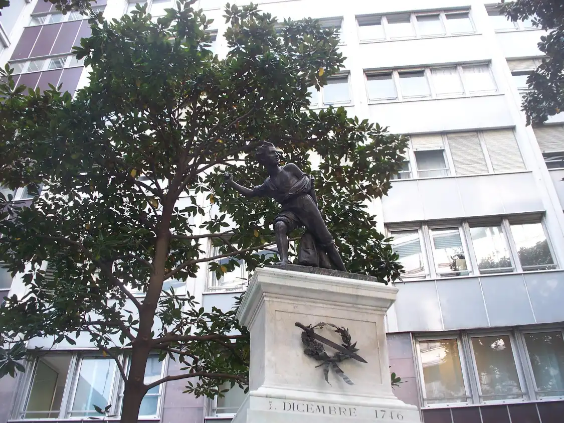 Hotel in zona Monumento al Balilla