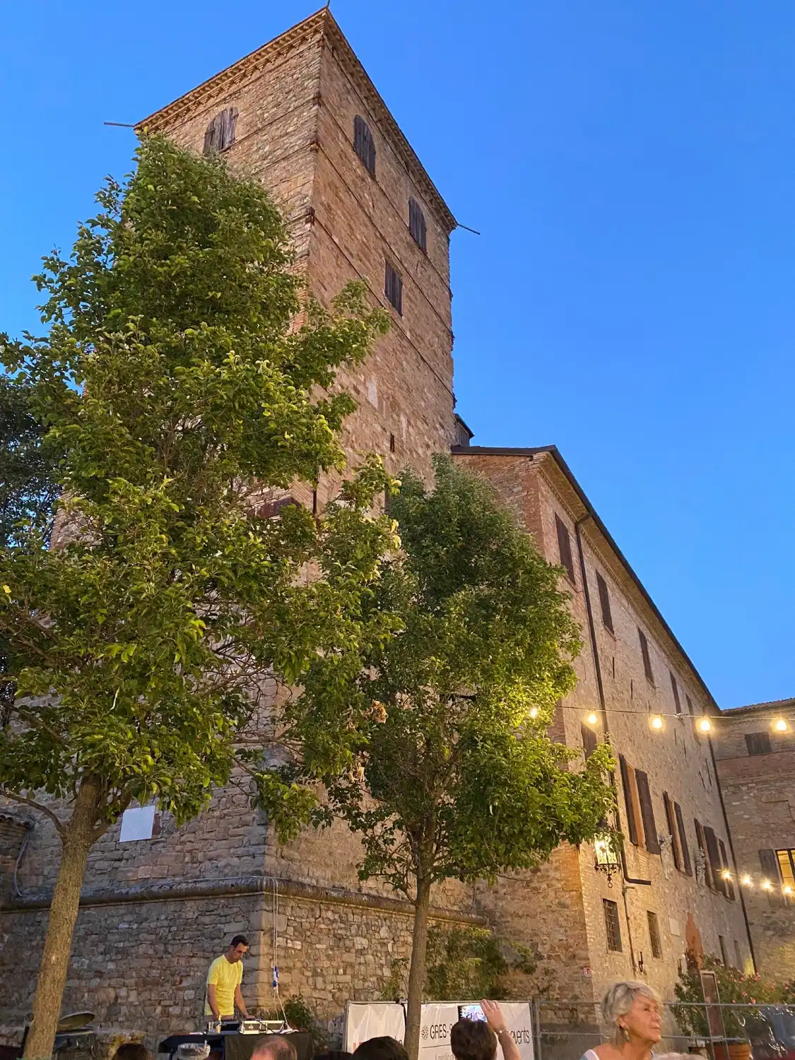 Hotels near Montegibbio Castle