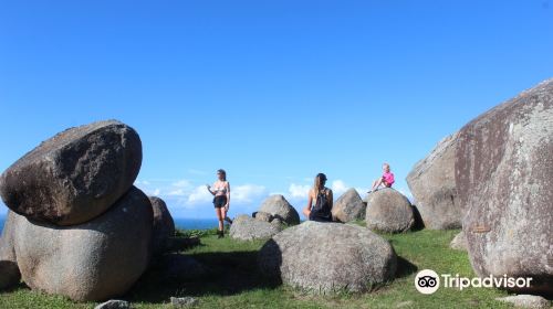 Trilha em Florianópolis - Dólmen da Oração