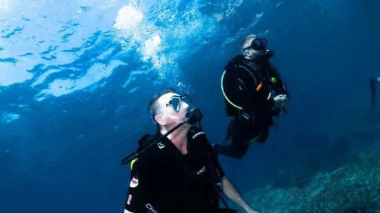 SuperDive Tossa de Mar