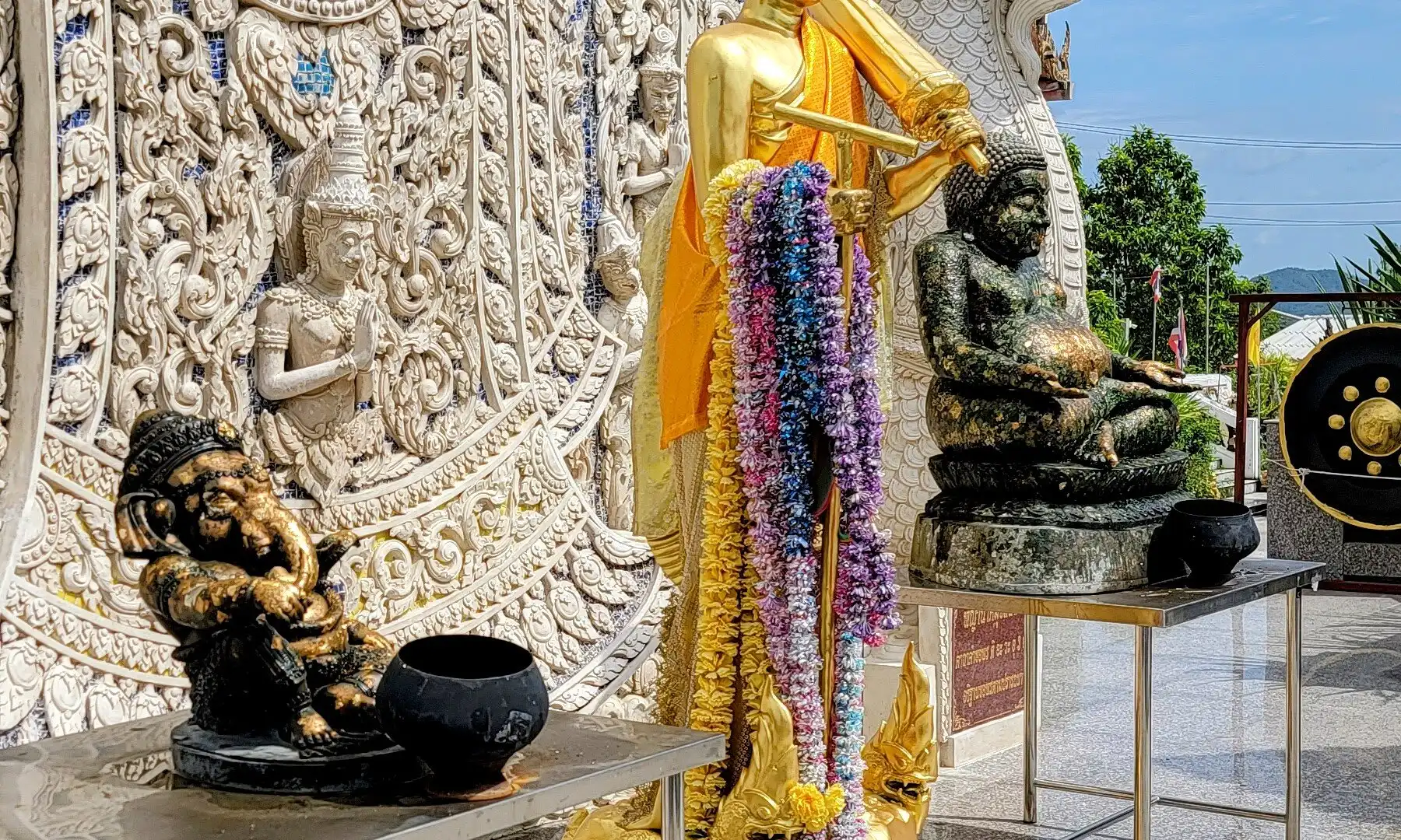 Hotels near Wat Khao Noi (Pak Nam)
