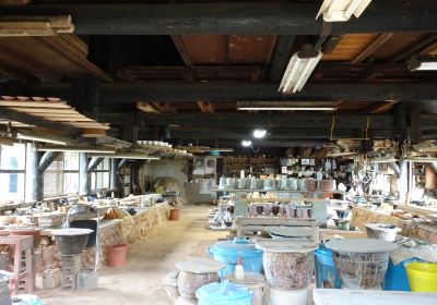 Pottery And Café Gunjou