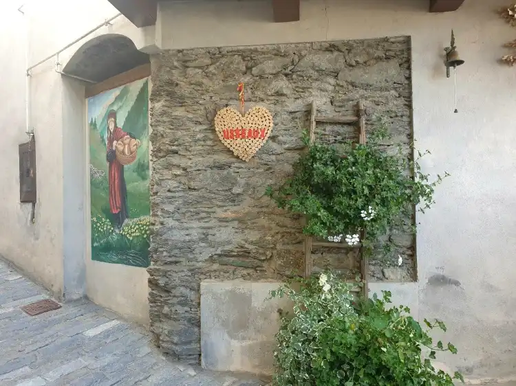 Hotels in Usseaux