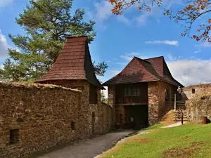 Velhartice Castle