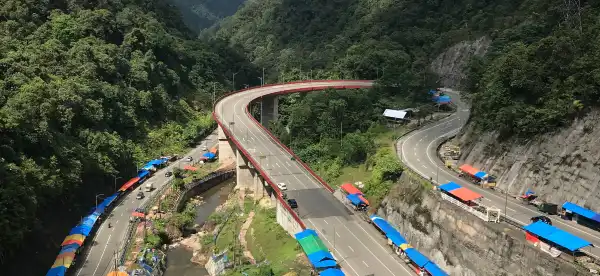 Hotels near Harau Canyon