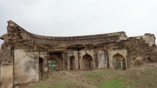 Akola Fort