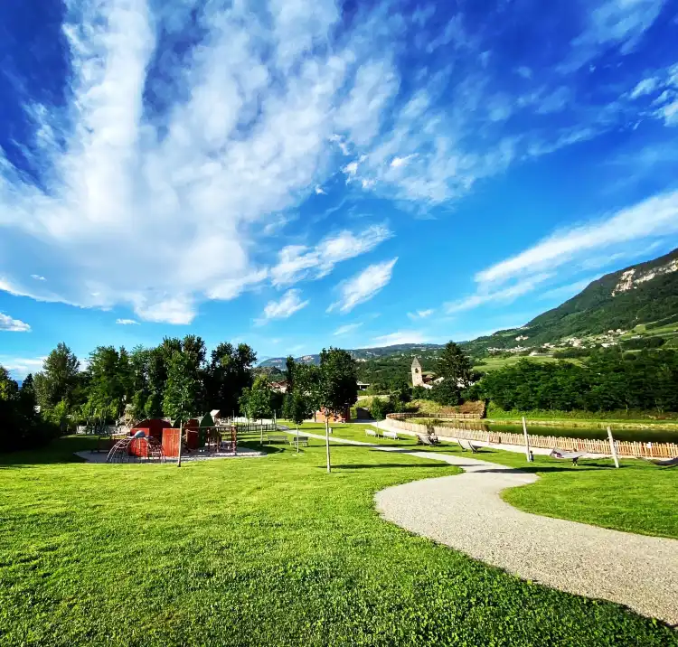 Hotels in Ora