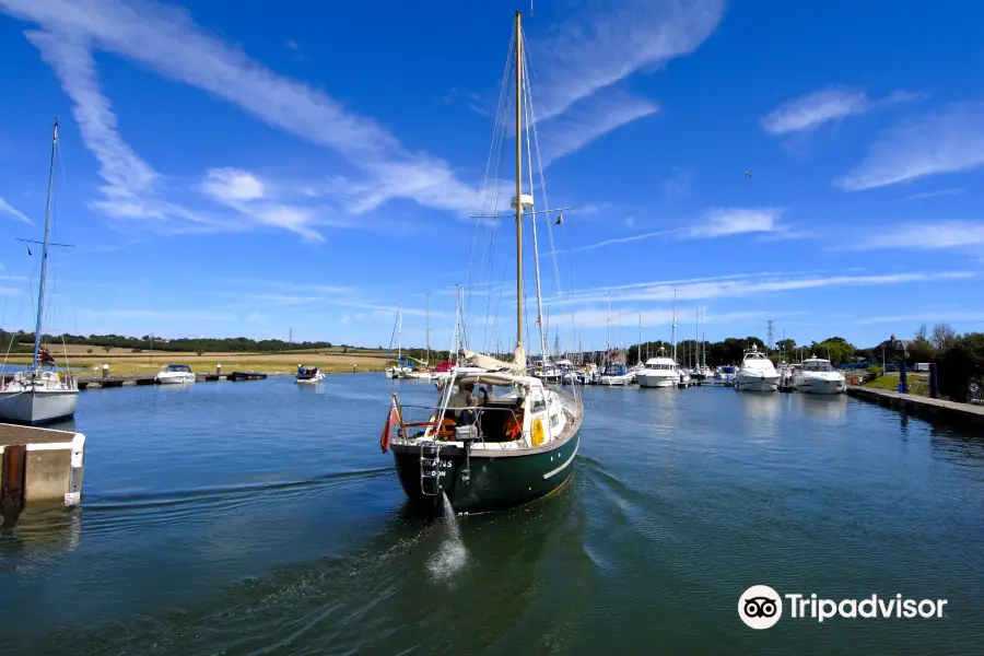 Island Harbour Marina