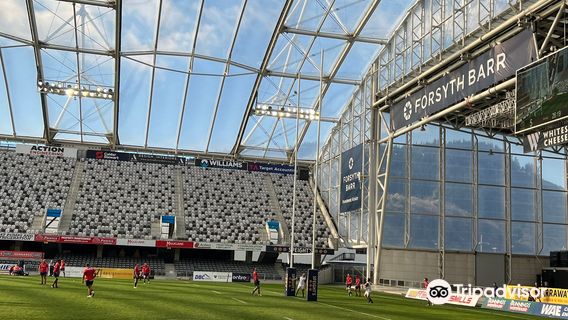 Forsyth Barr Stadium