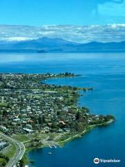 Taupo's Floatplane