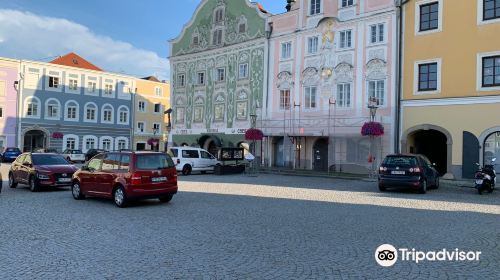 Der Marktplatz von Obernberg am Inn