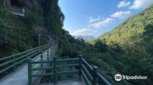 Trung Trang Cave