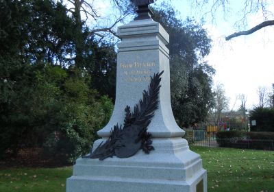 Monument en Hommage a Eugene Delacroix