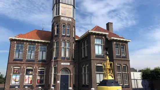 Ijmuider zee- en Havenmuseum