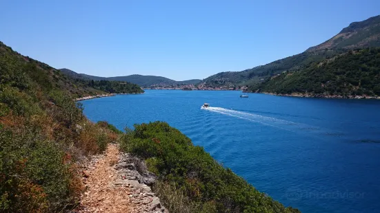 Loutsa beach.