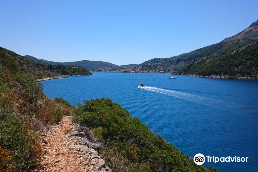 Loutsa beach.