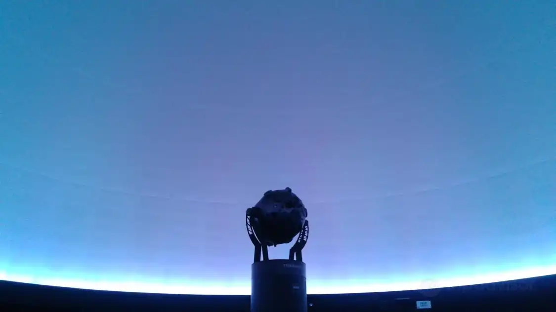 Các khách sạn gần Planetario Johannes Kepler