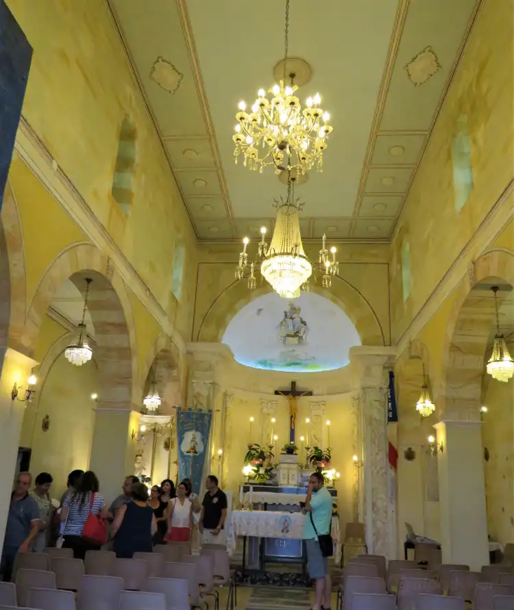 Hotels in Roccafiorita