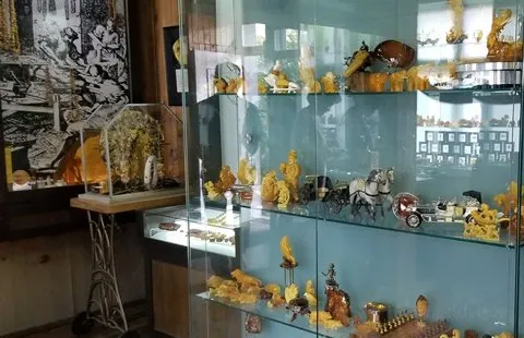 Amber Gallery-Museum