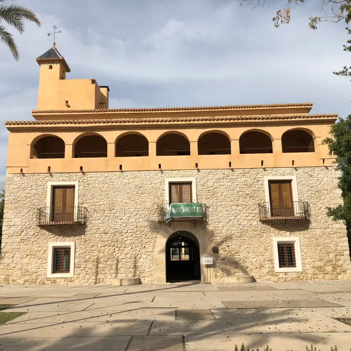 Hotels near La Casa Museo Barbera dels Aragones