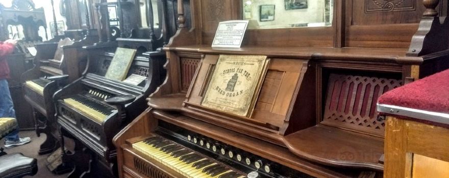 DeBence Antique Music World