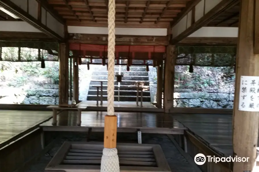 Takemikumari Shrine