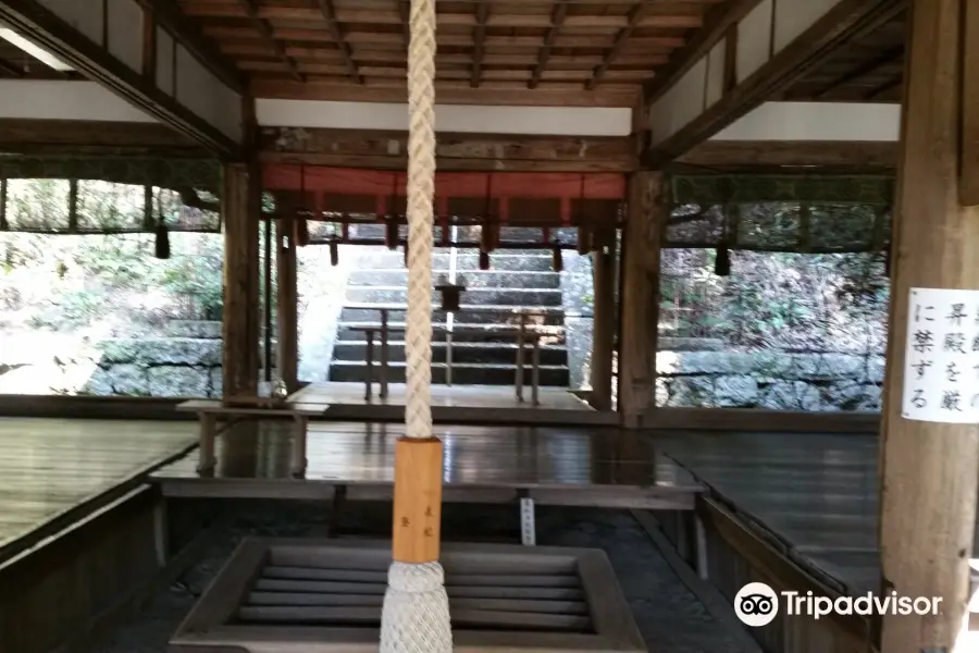 建水分神社 （たけみくまり神社）